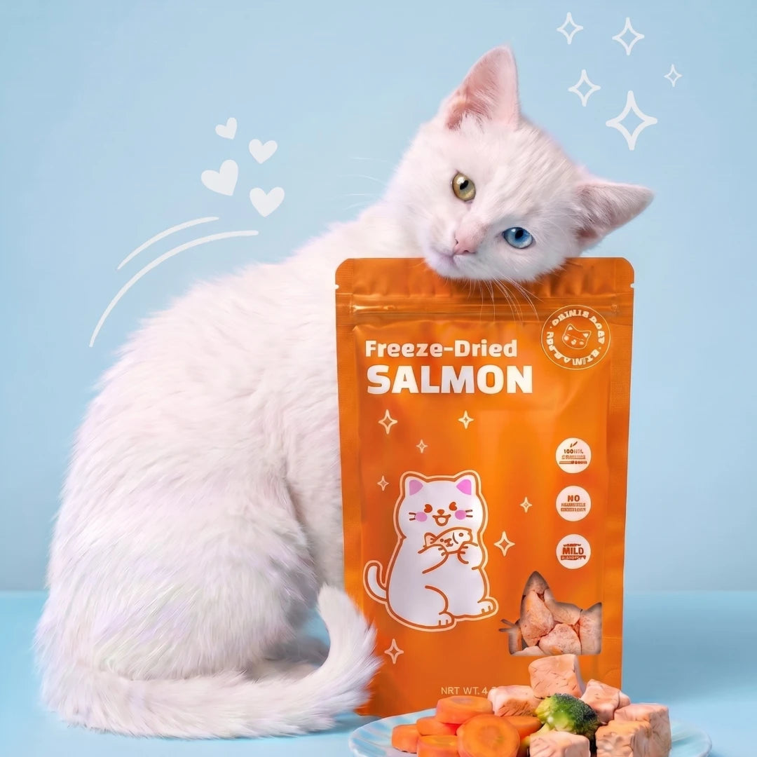Meowkiniku offers Wild-Caught Salmon Freeze-Dried Cat Treats